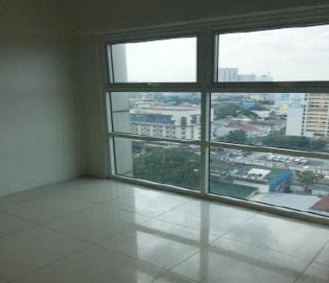 Wil Tower in Quezon City — photo 1